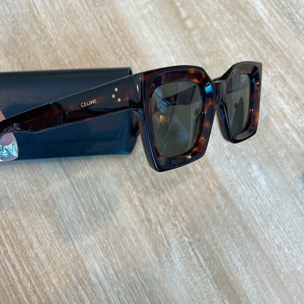 Celine Brown Tortoise Sunglasses - Picture 4 of 4
